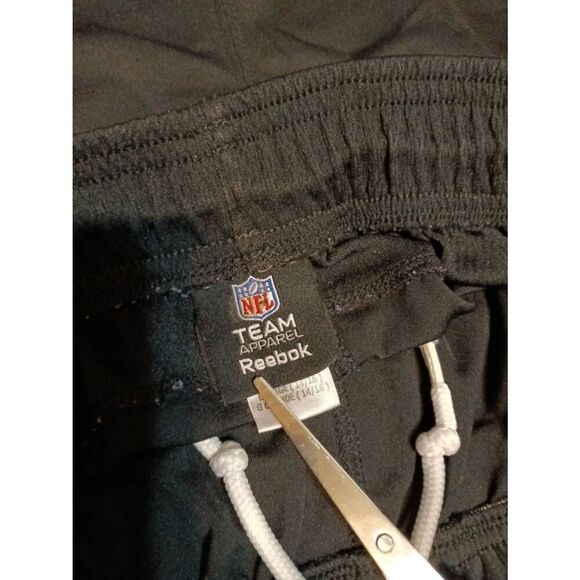 Bengals Athletic Athletic Shorts Size: Large 14-16 (0810) - Picture 6 of 9